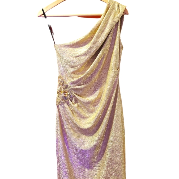 David Meister Dresses & Skirts - David Meister metallic 1 shoulder beading embellishment appliqués Size 4